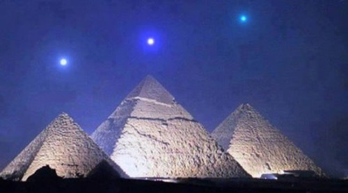 alineacion planetaria sobre las piramides de egipto