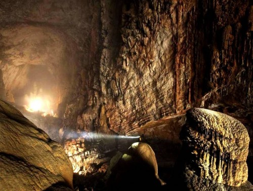 Espeleologia - La Caverna mas grande del mundo