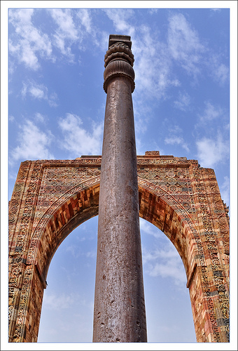 La columna inoxidable del templo de Delhi