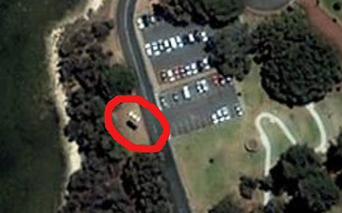 Misterioso auto volador captado por Google Earth