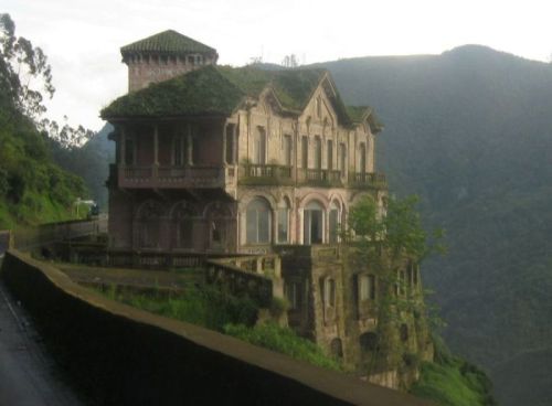 El hotel abandonado del Salto Colombia